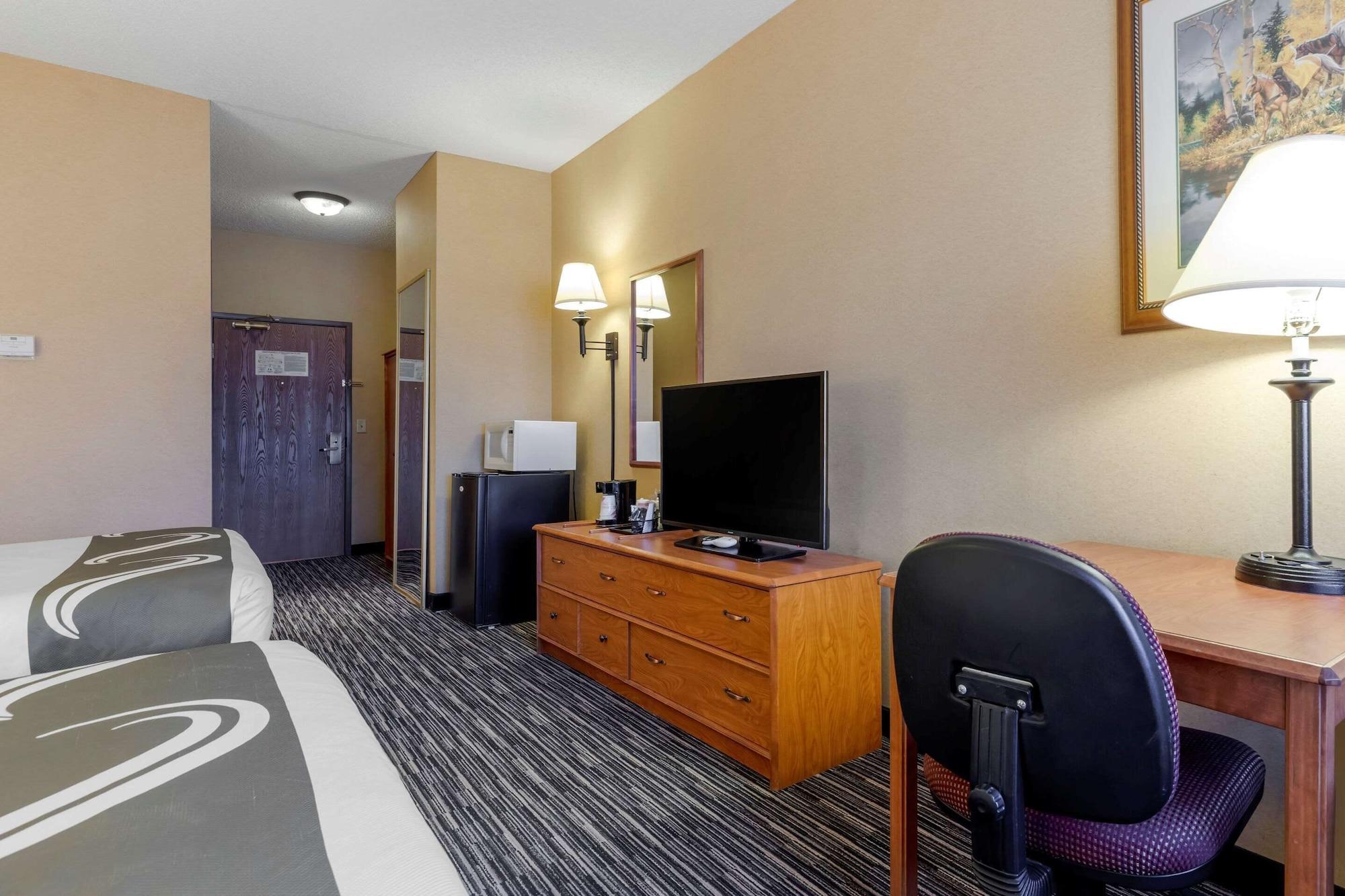Quality Inn & Suites Wellington - Fort Collins Exterior photo